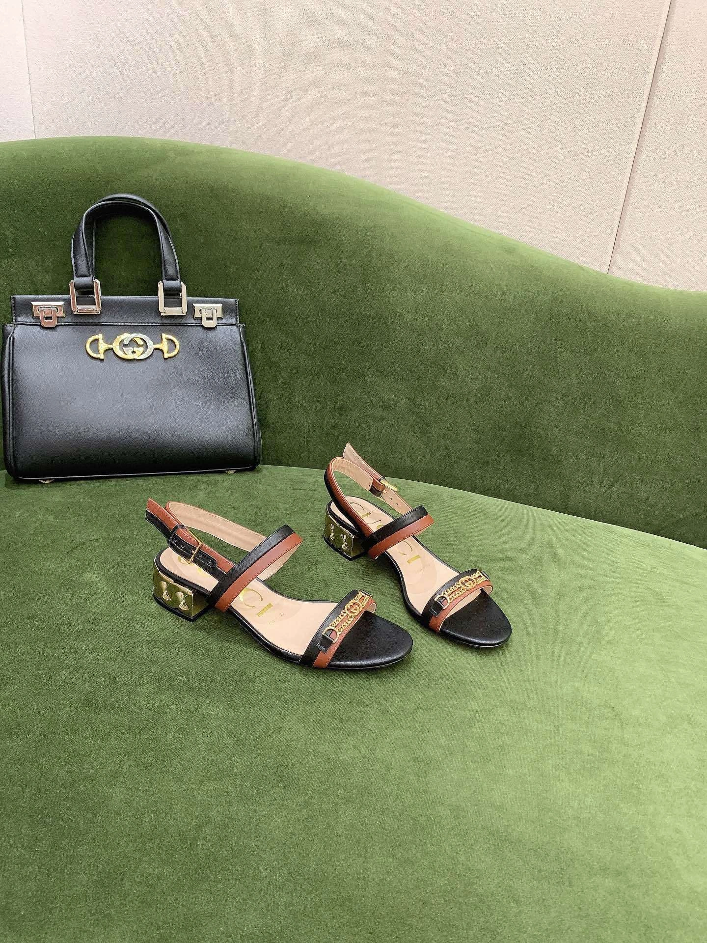 &coco- sheepskin Heel height 2.5cm 8.5cm item : A-X230H0533